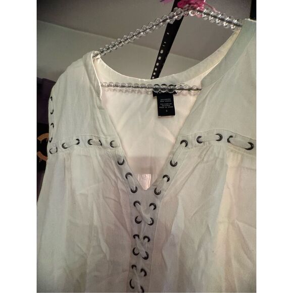 Peplum Harper Sleeveless Pullover Blouse torrid plus size 2 lace up cream white - Picture 2 of 3